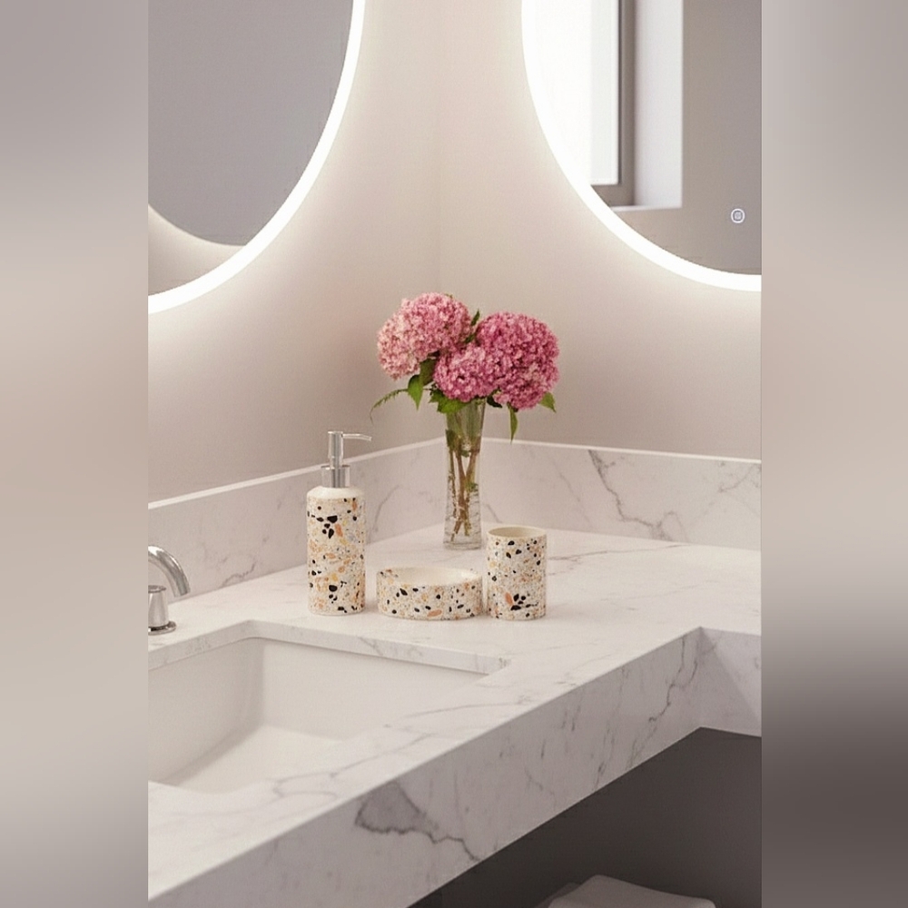 NEW Bathroom Set - hand soap, soap dish and cup 🧼